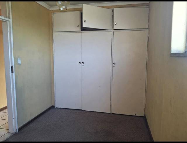 2 BEDROOM PROPERTY TO RENT IN VANDERBIJLPARK SE 1